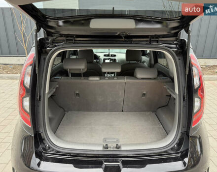 Черный Киа Soul, объемом двигателя 0 л и пробегом 132 тыс. км за 10500 $, фото 63 на Automoto.ua