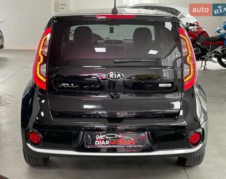 Черный Киа Soul, объемом двигателя 0 л и пробегом 122 тыс. км за 11700 $, фото 5 на Automoto.ua