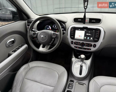 Черный Киа Soul, объемом двигателя 0 л и пробегом 132 тыс. км за 10500 $, фото 57 на Automoto.ua