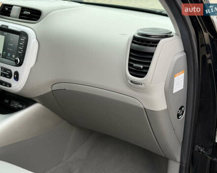 Черный Киа Soul, объемом двигателя 0 л и пробегом 131 тыс. км за 10300 $, фото 62 на Automoto.ua