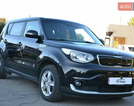 Чорний Кіа Soul, об'ємом двигуна 0 л та пробігом 110 тис. км за 10999 $, фото 4 на Automoto.ua