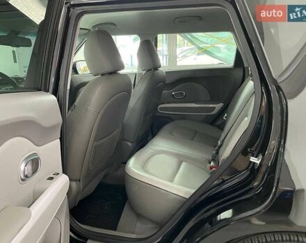 Черный Киа Soul, объемом двигателя 0 л и пробегом 122 тыс. км за 11700 $, фото 11 на Automoto.ua