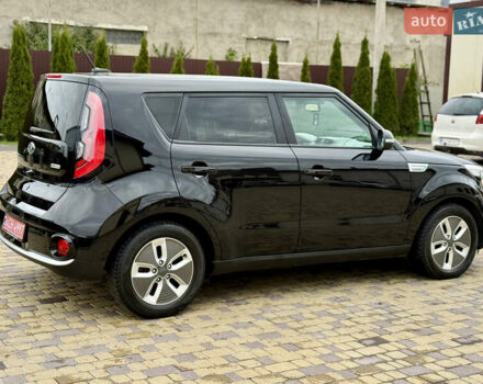 Черный Киа Soul, объемом двигателя 0 л и пробегом 131 тыс. км за 10300 $, фото 12 на Automoto.ua