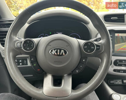 Киа Soul 2018 в Луцке на Automoto.ua Черный Киа Soul, объемом двигателя 0 л и пробегом 100 тыс. км за 10700 $, фото 50 на Automoto.ua