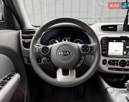 Черный Киа Soul, объемом двигателя 0 л и пробегом 132 тыс. км за 10500 $, фото 53 на Automoto.ua