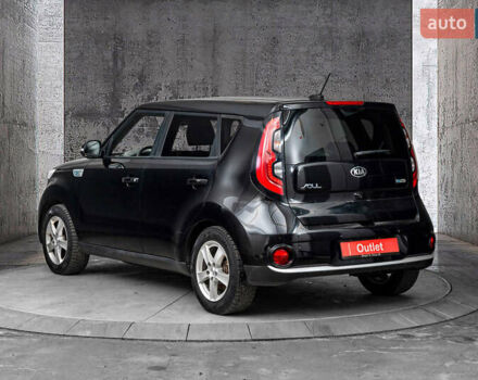 Чорний Кіа Soul, об'ємом двигуна 0 л та пробігом 110 тис. км за 10999 $, фото 39 на Automoto.ua