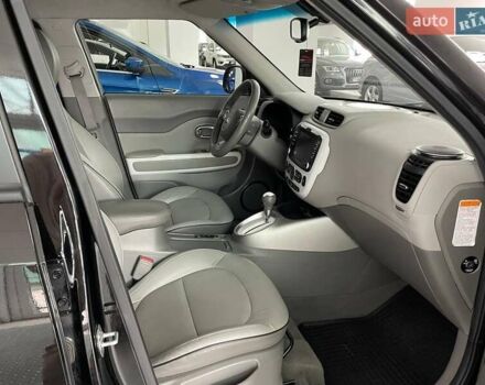 Черный Киа Soul, объемом двигателя 0 л и пробегом 122 тыс. км за 11700 $, фото 8 на Automoto.ua