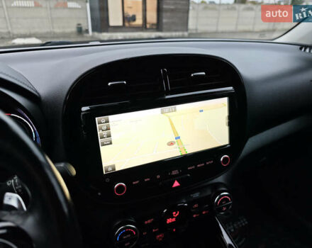 Чорний Кіа Soul, об'ємом двигуна 0 л та пробігом 112 тис. км за 17900 $, фото 43 на Automoto.ua