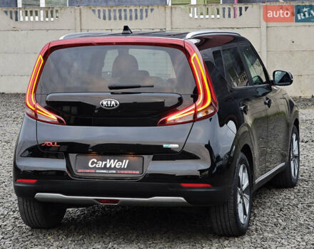 Чорний Кіа Soul, об'ємом двигуна 0 л та пробігом 112 тис. км за 17900 $, фото 5 на Automoto.ua