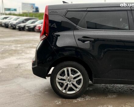 Черный Киа Soul, объемом двигателя 2 л и пробегом 45 тыс. км за 14590 $, фото 11 на Automoto.ua