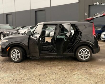 Черный Киа Soul, объемом двигателя 2 л и пробегом 45 тыс. км за 14590 $, фото 24 на Automoto.ua