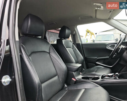 Чорний Кіа Soul, об'ємом двигуна 0 л та пробігом 112 тис. км за 17900 $, фото 62 на Automoto.ua