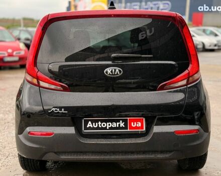 Черный Киа Soul, объемом двигателя 2 л и пробегом 45 тыс. км за 14590 $, фото 8 на Automoto.ua