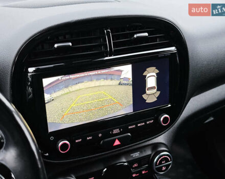 Чорний Кіа Soul, об'ємом двигуна 0 л та пробігом 112 тис. км за 17900 $, фото 45 на Automoto.ua