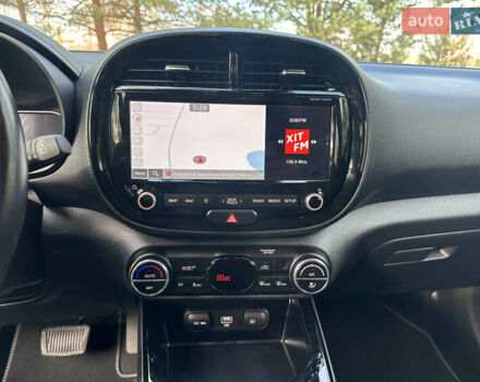 Черный Киа Soul, объемом двигателя 0 л и пробегом 100 тыс. км за 18800 $, фото 27 на Automoto.ua