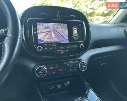 Черный Киа Soul, объемом двигателя 0 л и пробегом 100 тыс. км за 18800 $, фото 24 на Automoto.ua