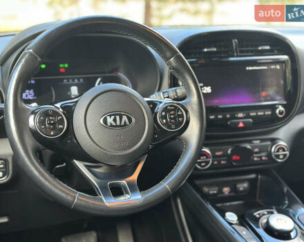Черный Киа Soul, объемом двигателя 0 л и пробегом 100 тыс. км за 18800 $, фото 18 на Automoto.ua