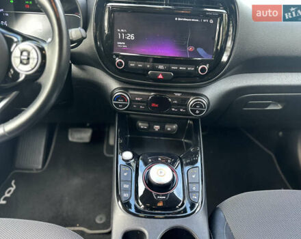 Черный Киа Soul, объемом двигателя 0 л и пробегом 100 тыс. км за 18800 $, фото 21 на Automoto.ua