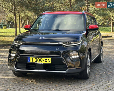 Черный Киа Soul, объемом двигателя 0 л и пробегом 100 тыс. км за 18800 $, фото 1 на Automoto.ua