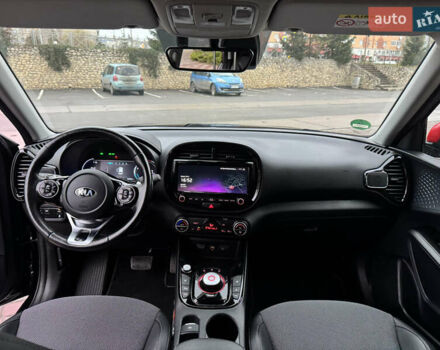 Черный Киа Soul, объемом двигателя 0 л и пробегом 128 тыс. км за 17999 $, фото 28 на Automoto.ua