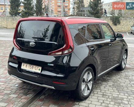 Черный Киа Soul, объемом двигателя 0 л и пробегом 128 тыс. км за 17999 $, фото 26 на Automoto.ua