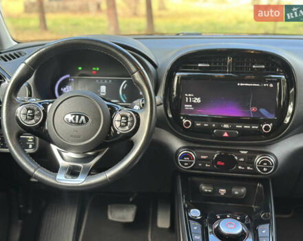 Черный Киа Soul, объемом двигателя 0 л и пробегом 100 тыс. км за 18800 $, фото 19 на Automoto.ua