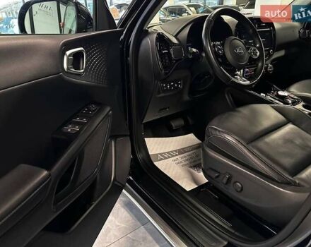 Черный Киа Soul, объемом двигателя 0 л и пробегом 70 тыс. км за 18900 $, фото 14 на Automoto.ua