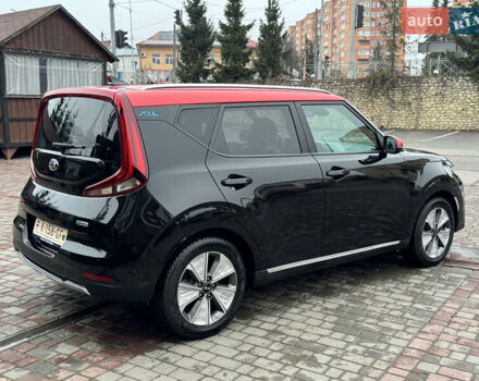 Черный Киа Soul, объемом двигателя 0 л и пробегом 128 тыс. км за 17999 $, фото 24 на Automoto.ua