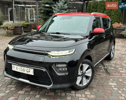Черный Киа Soul, объемом двигателя 0 л и пробегом 128 тыс. км за 17999 $, фото 4 на Automoto.ua