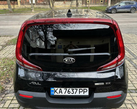 Черный Киа Soul, объемом двигателя 2 л и пробегом 81 тыс. км за 14650 $, фото 5 на Automoto.ua