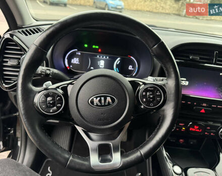 Черный Киа Soul, объемом двигателя 0 л и пробегом 128 тыс. км за 17999 $, фото 33 на Automoto.ua