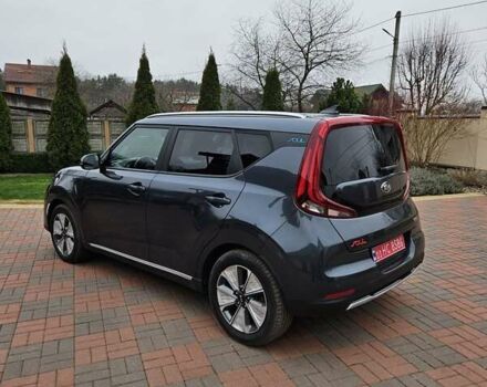 Черный Киа Soul, объемом двигателя 0 л и пробегом 70 тыс. км за 18600 $, фото 6 на Automoto.ua