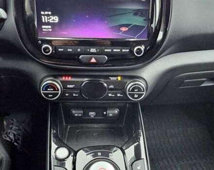 Черный Киа Soul, объемом двигателя 0 л и пробегом 70 тыс. км за 18600 $, фото 27 на Automoto.ua
