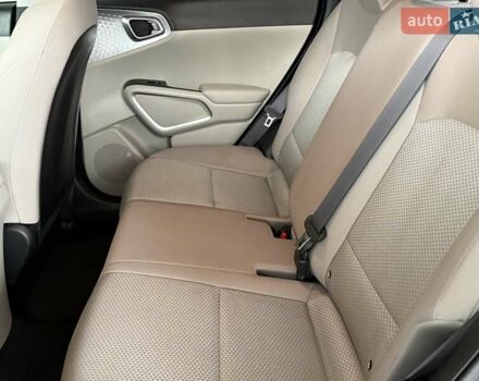 Черный Киа Soul, объемом двигателя 2 л и пробегом 50 тыс. км за 15800 $, фото 22 на Automoto.ua