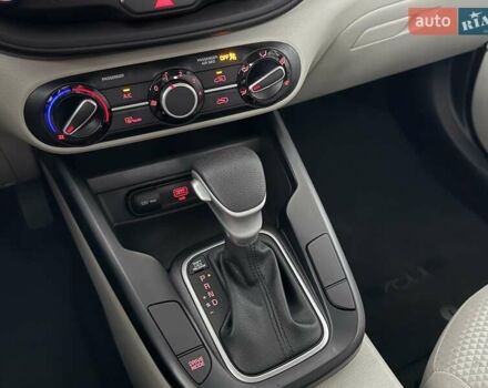 Черный Киа Soul, объемом двигателя 2 л и пробегом 50 тыс. км за 15800 $, фото 17 на Automoto.ua