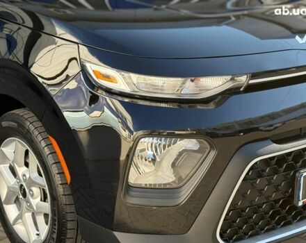 Черный Киа Soul, объемом двигателя 2 л и пробегом 67 тыс. км за 15990 $, фото 4 на Automoto.ua