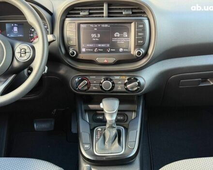 Черный Киа Soul, объемом двигателя 2 л и пробегом 67 тыс. км за 15990 $, фото 24 на Automoto.ua