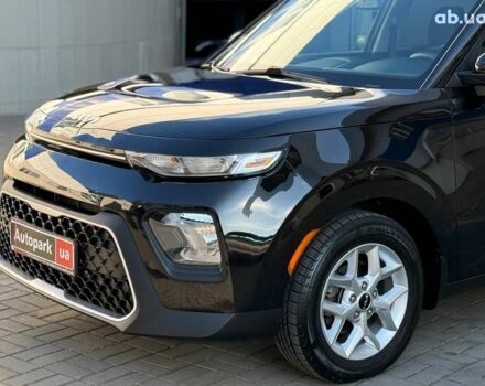 Черный Киа Soul, объемом двигателя 2 л и пробегом 67 тыс. км за 15990 $, фото 1 на Automoto.ua