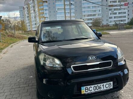 Черный Киа Soul, объемом двигателя 1.6 л и пробегом 271 тыс. км за 4700 $, фото 1 на Automoto.ua