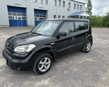Черный Киа Soul, объемом двигателя 1.6 л и пробегом 242 тыс. км за 5200 $, фото 1 на Automoto.ua
