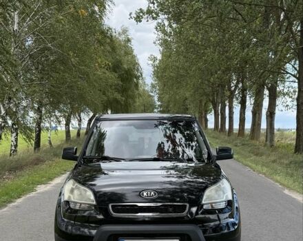 Черный Киа Soul, объемом двигателя 1.6 л и пробегом 300 тыс. км за 6998 $, фото 1 на Automoto.ua