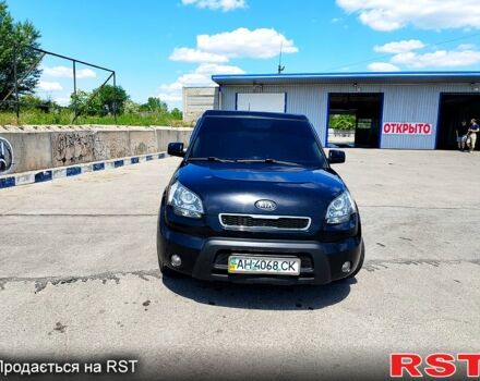 Черный Киа Soul, объемом двигателя 1.6 л и пробегом 220 тыс. км за 8000 $, фото 1 на Automoto.ua