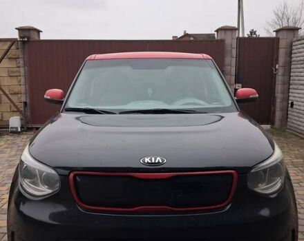 Чорний Кіа Soul, об'ємом двигуна 0 л та пробігом 125 тис. км за 10400 $, фото 1 на Automoto.ua