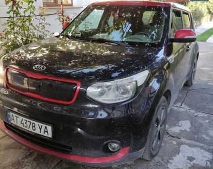 Черный Киа Soul, объемом двигателя 0 л и пробегом 163 тыс. км за 10000 $, фото 1 на Automoto.ua