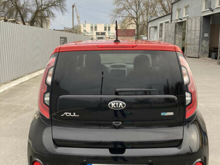 Кіа Soul 2015 у Полтаві на Automoto.ua Чорний Кіа Soul, об'ємом двигуна 0 л та пробігом 118 тис. км за 7699 $, фото 1 на Automoto.ua