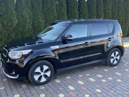 Чорний Кіа Soul, об'ємом двигуна 0 л та пробігом 180 тис. км за 8700 $, фото 1 на Automoto.ua
