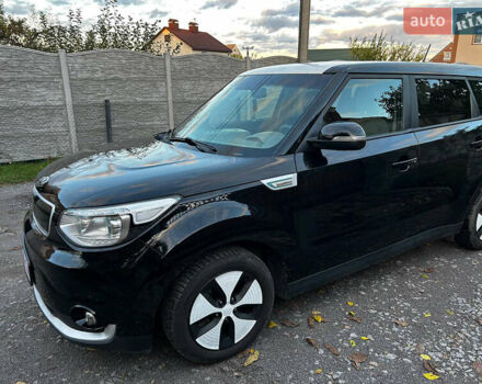 Киа Soul 2015 в Виннице на Automoto.ua Черный Киа Soul, объемом двигателя 0 л и пробегом 97 тыс. км за 5400 $, фото 1 на Automoto.ua