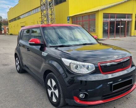 Черный Киа Soul, объемом двигателя 0 л и пробегом 162 тыс. км за 7000 $, фото 1 на Automoto.ua