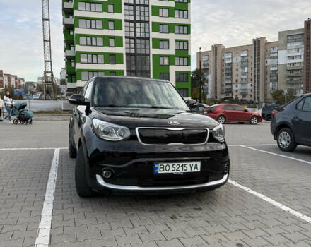 Киа Soul 2017 в Тернополе на Automoto.ua Черный Киа Soul, объемом двигателя 0 л и пробегом 152 тыс. км за 11990 $, фото 1 на Automoto.ua