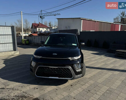 Черный Киа Soul, объемом двигателя 2 л и пробегом 46 тыс. км за 13000 $, фото 1 на Automoto.ua